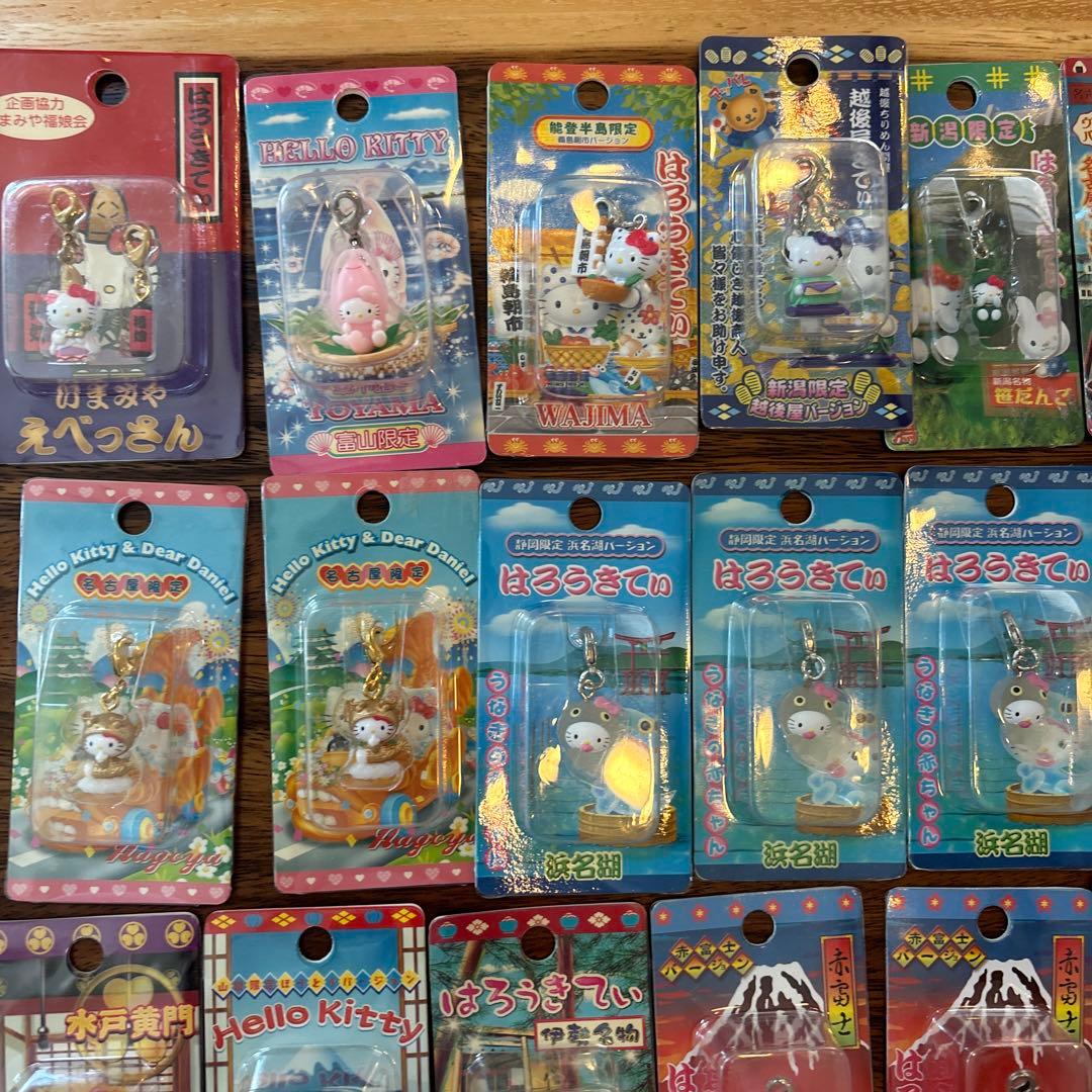 ご当地キティ　ファスナーマスコット&根付け《100個セット》