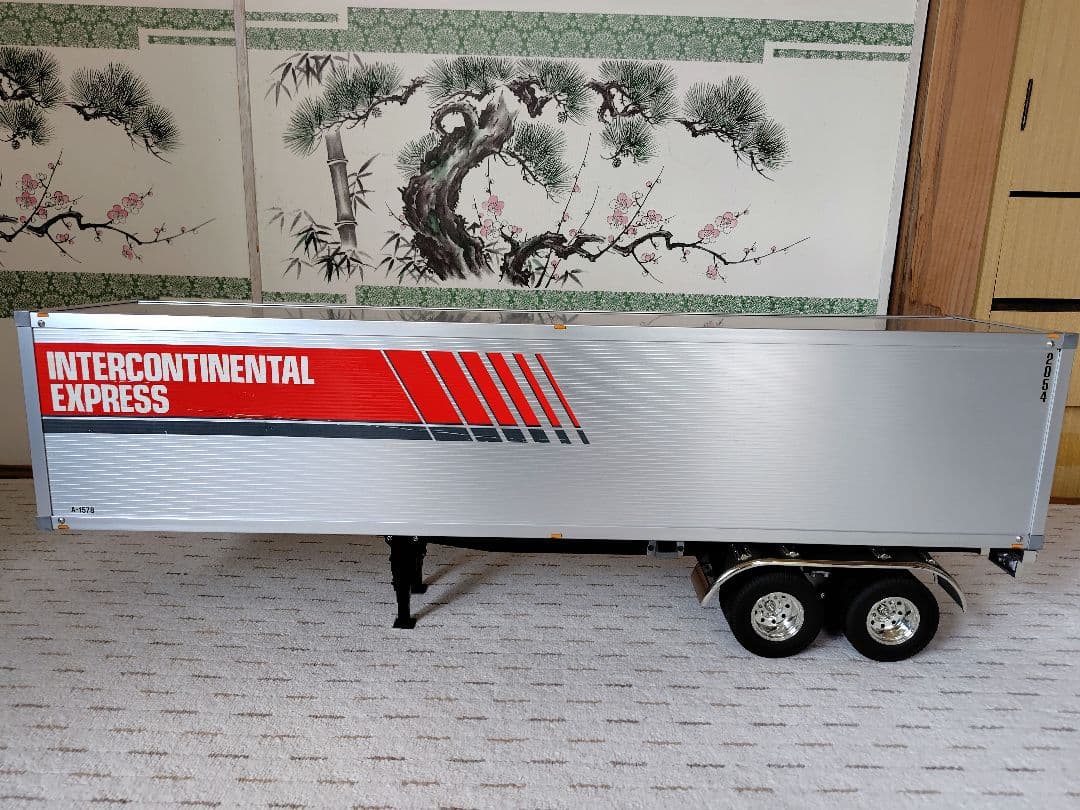 タミヤ　トレーラー1/14パネルバンセミトレーラー