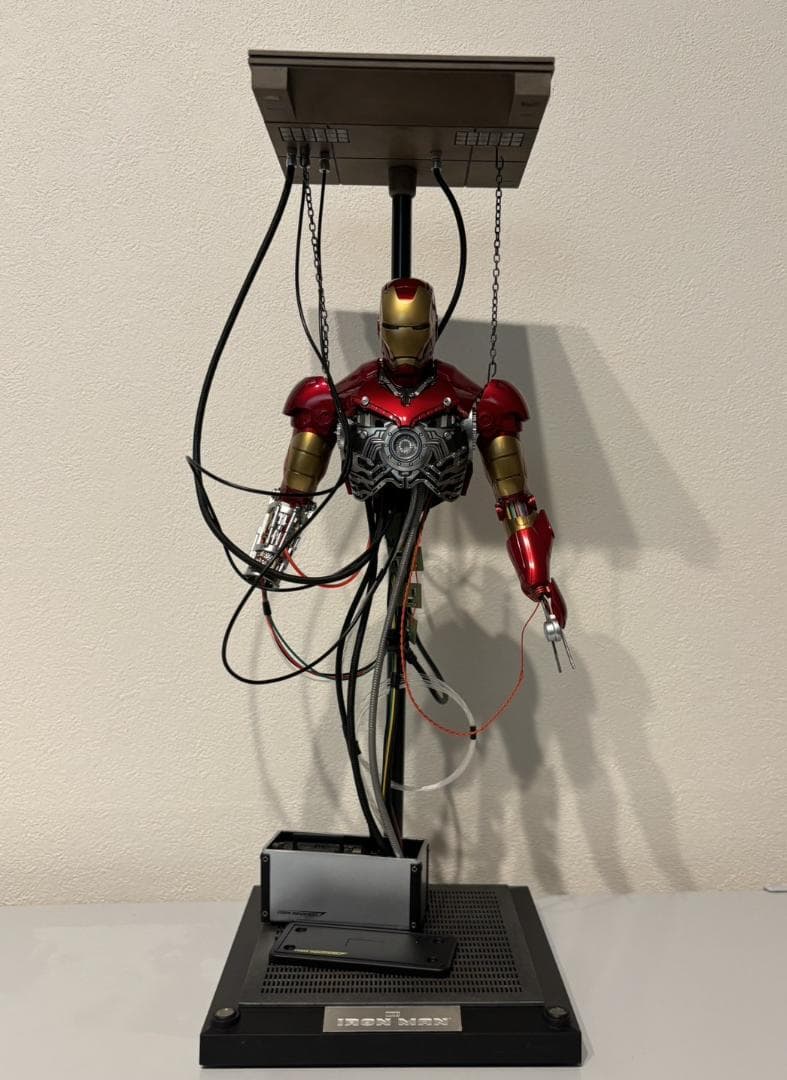 ホットトイズ 1/6スケール アイアンマン・マーク３（チューンアップ版）