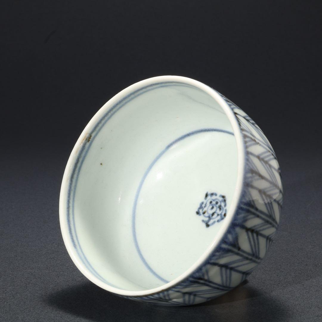 古伊万里　ころ茶碗　染付矢羽　骨董　R1378w2B3