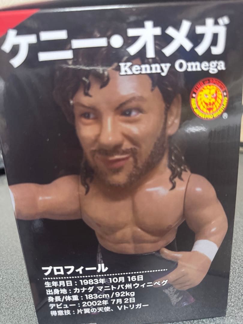 ケニー・オメガ　ジュウロクホウイ　フィギュア ゴールドバージョン　コースター付き