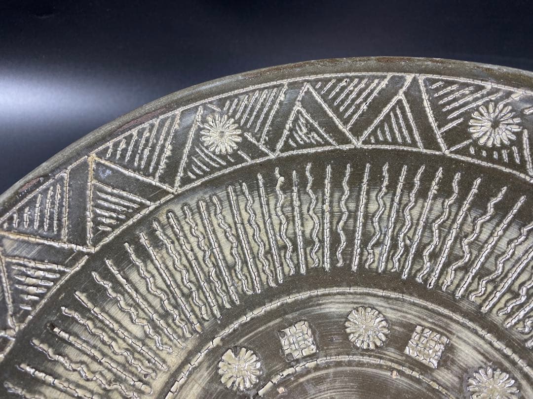 高麗青磁 大皿 象嵌 菊文 李朝 骨董 古玩 古美術 時代物 径28cm