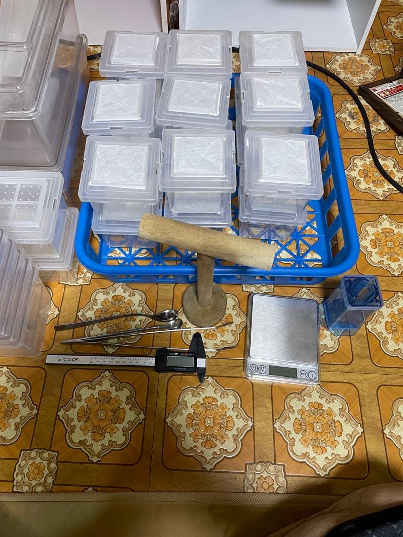 飼育ケース　飼育用品　大量