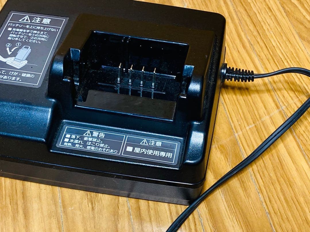 Panasonic 電動自転車用充電器 ブラック NKJ069Z1 中古