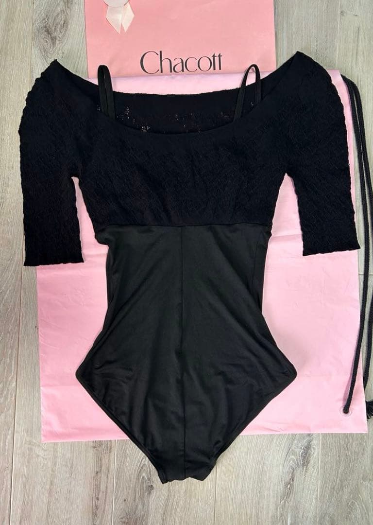 チャコット　大人　Mサイズ　ノーソーイングニット　レオタード