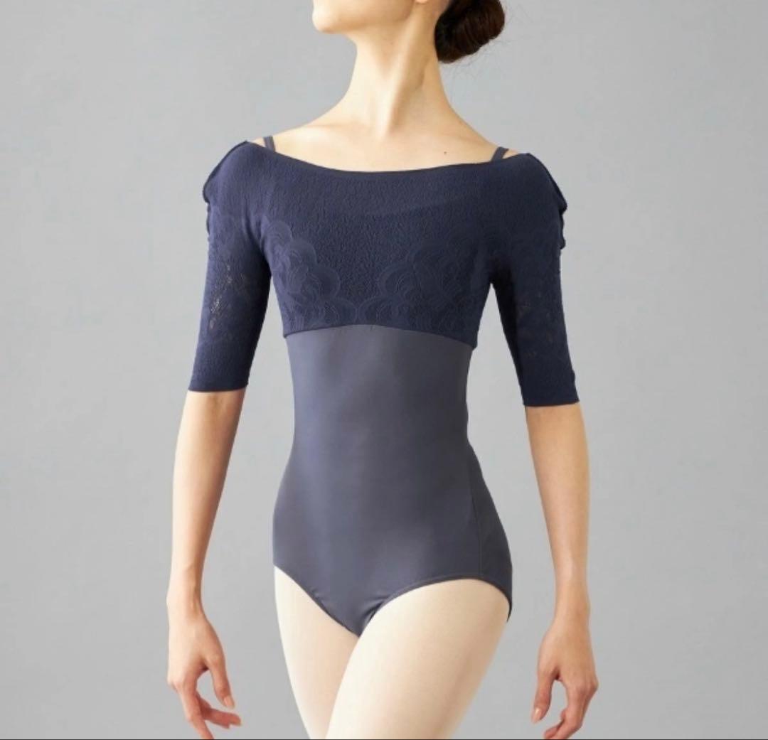 チャコット　大人　Mサイズ　ノーソーイングニット　レオタード