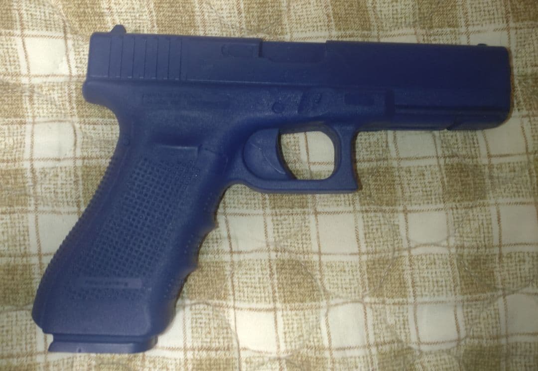 【新品】ブルーガン社製 グロック17 Gen4 無可動 訓練銃