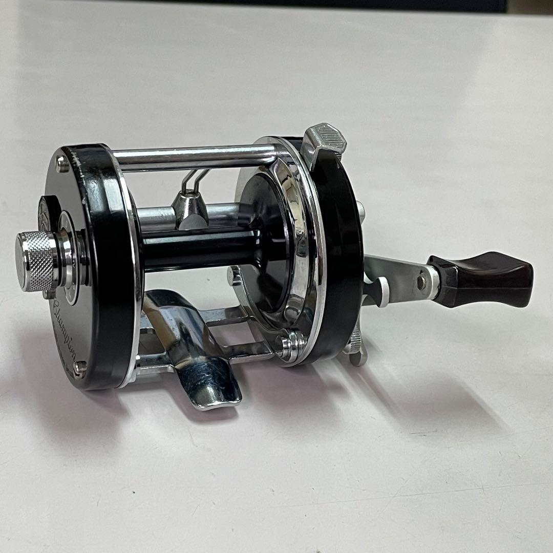 リール DAM QUICK 800 Champion