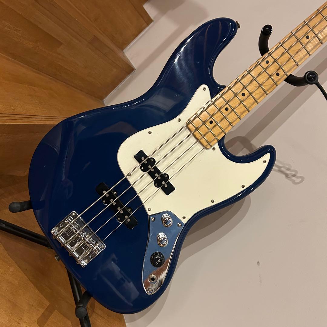 ジャズベースタイプ　ブルー　メイプルネック