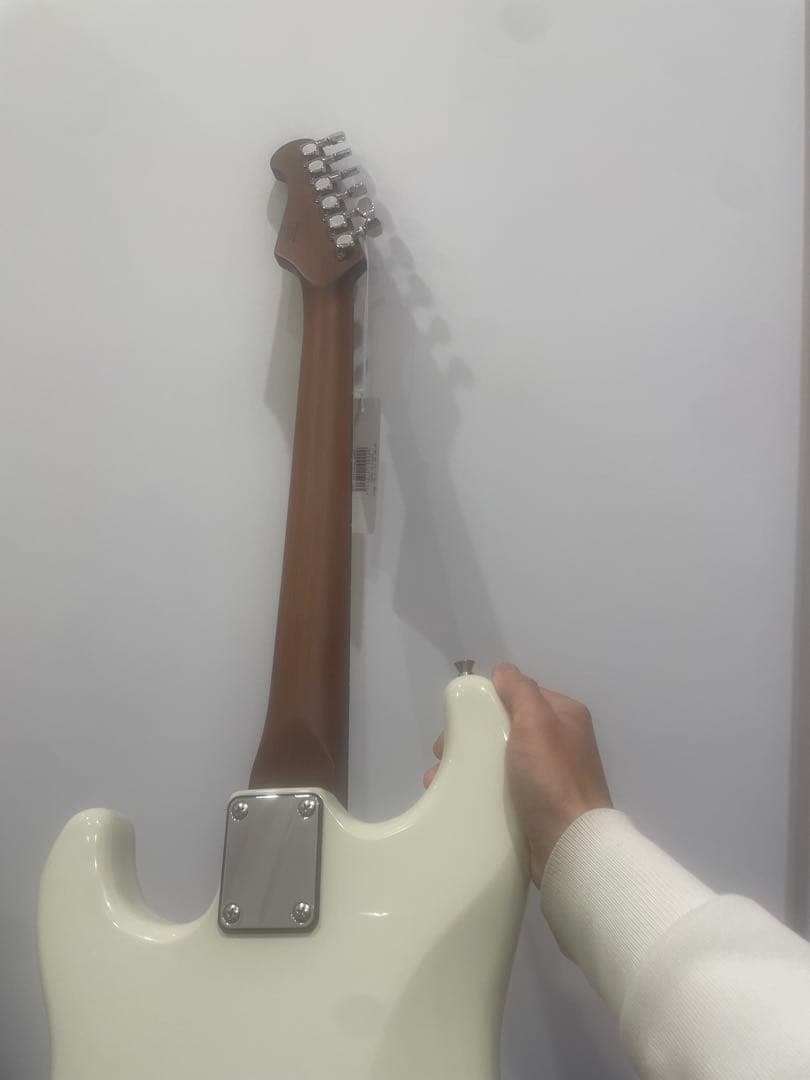 新品未使用BUSKER'S エレキギター ホワイト ストラトキャスタータイプ