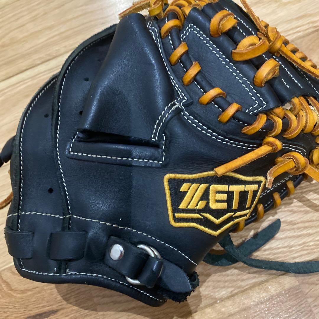 公式用　グローブ 黒/オレンジ　トレーニング