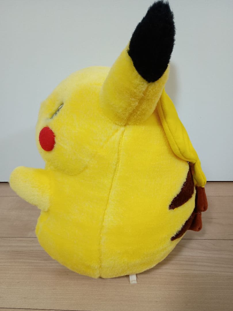 ポケモン ピカチュウ ぬいぐるみ 等身大 初期 TOMY