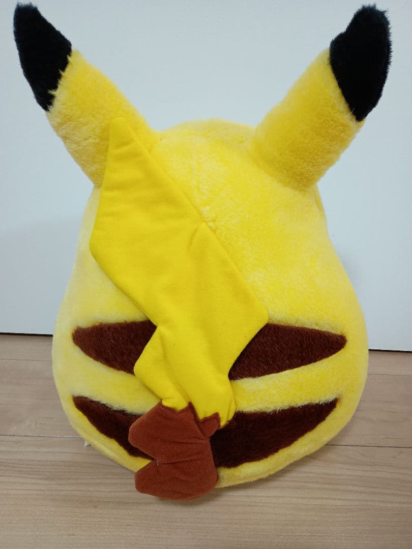 ポケモン ピカチュウ ぬいぐるみ 等身大 初期 TOMY