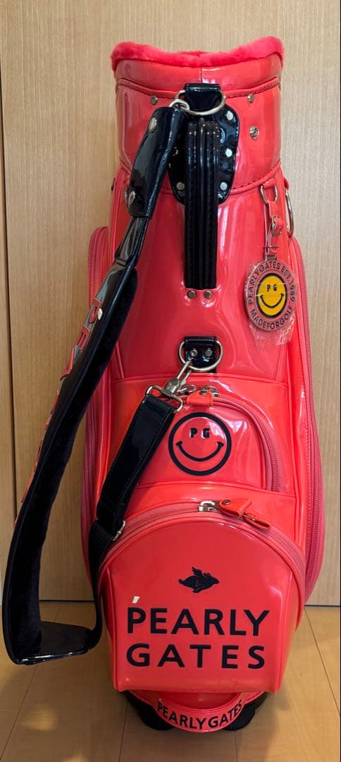 【パーリーゲイツ】エナメルキャディバッグ