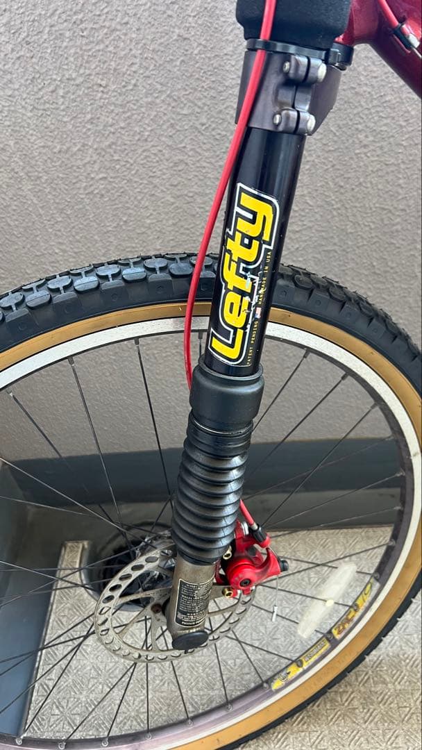 Cannondale SuperV ラメ入りレッドカラー