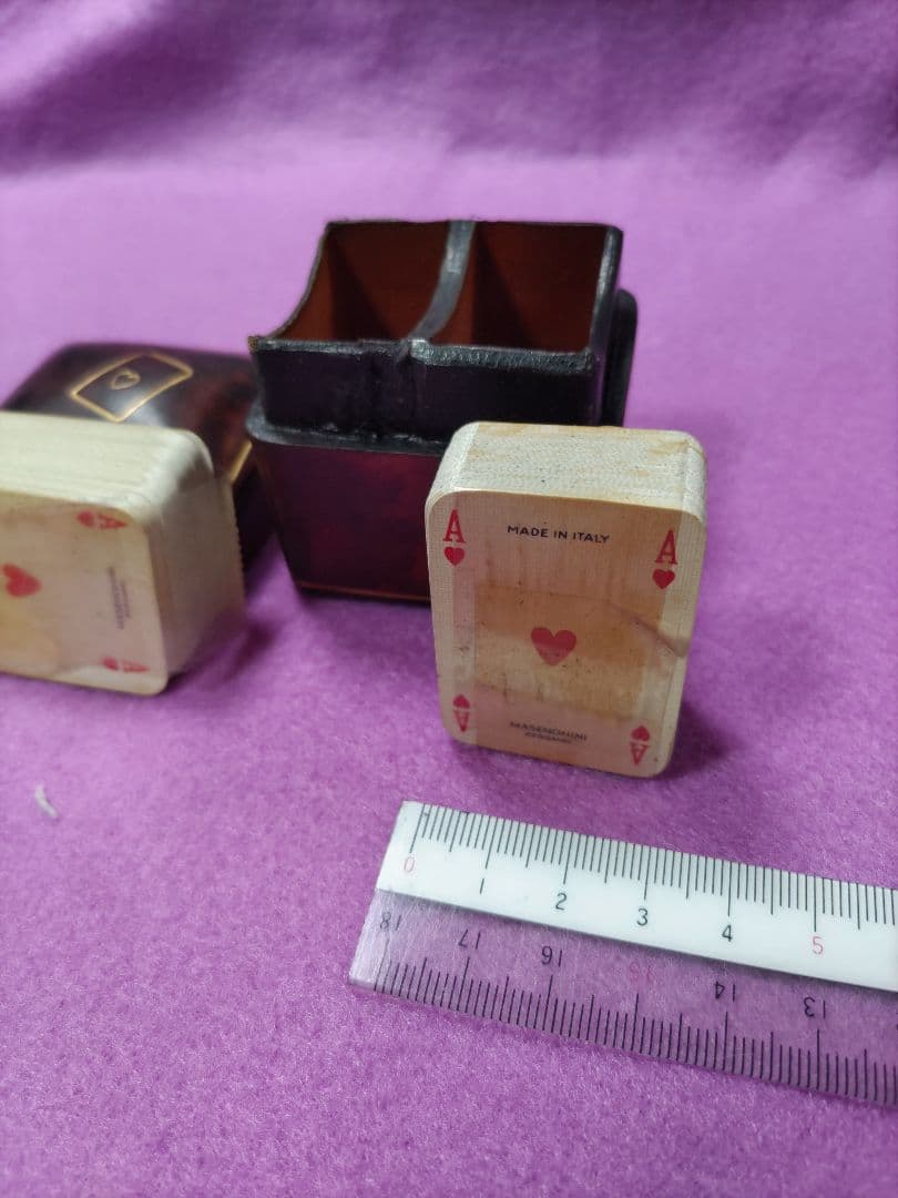 珍しいミニチュア革製トランプケースとトランプ2セット