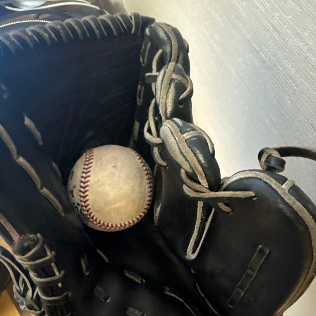 ミズノプロ硬式投手用　箱と袋付き