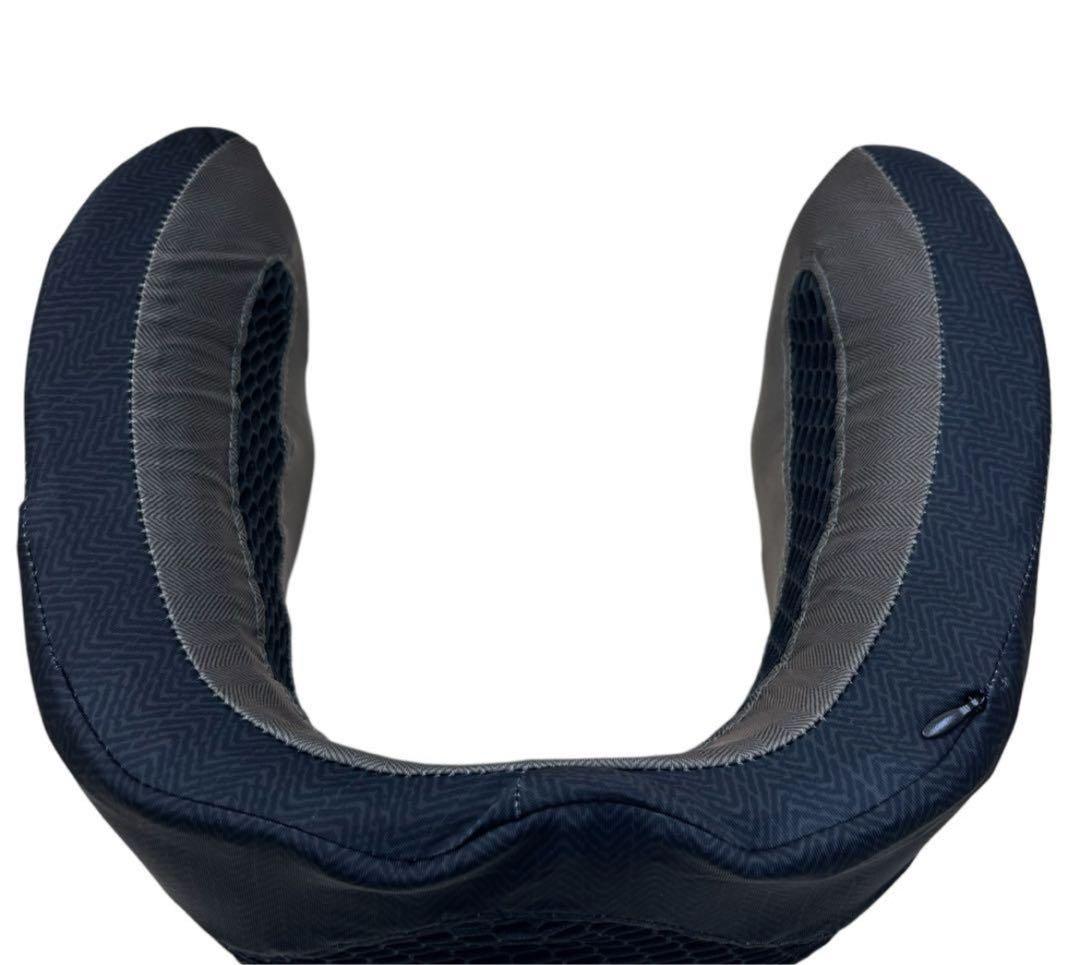 きんちゃん　ネックピロー中古　Cabeau