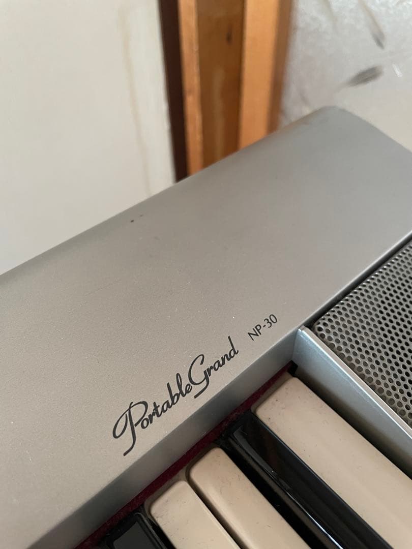 YAMAHA 電子ピアノPortable grand NP30