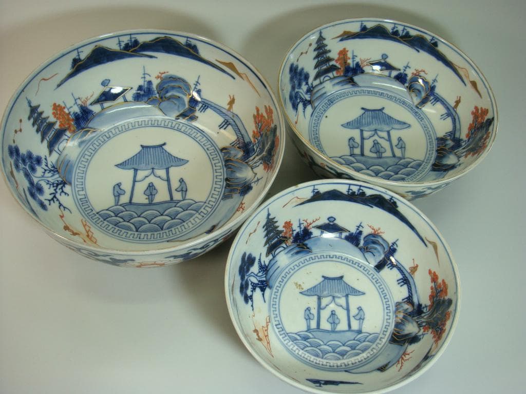 鉢■古い花唐草紋赤絵染付 青海波 五重塔 三つ鉢 時代物 骨董品（江戸後期）■