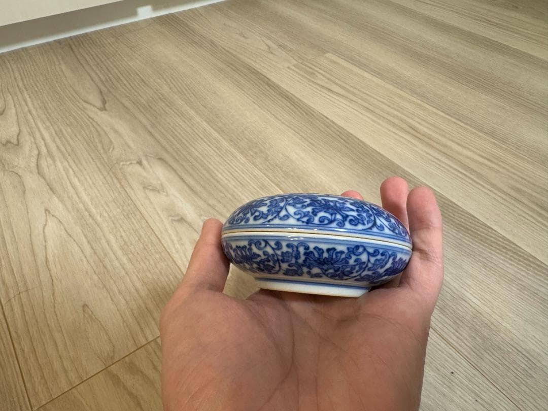 青花龍唐草文蓋物 康熙年製 官窯 青花磁器 古美術 珍品（箱付き）