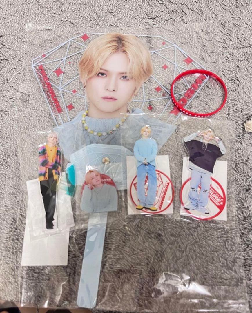 TREASURE ヨシ まとめ売り グッズ トレカ