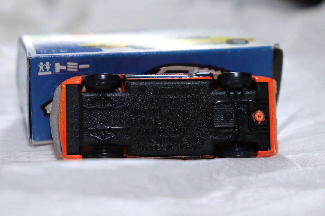 日本製　トミカ　外国車シリーズ　ランボルギーニ　ミウラ　SV F40 青箱