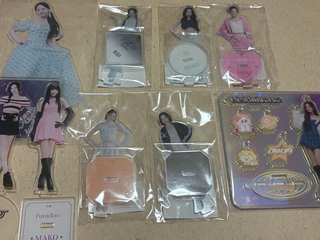 NiziUまこ アクリルスタンド 未開封7点 開封済2点