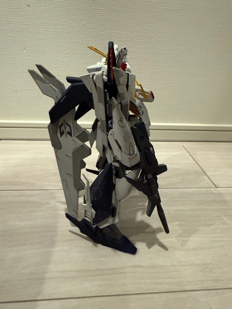 HG　ペーネロペー クスィーガンダム 塗装完成品