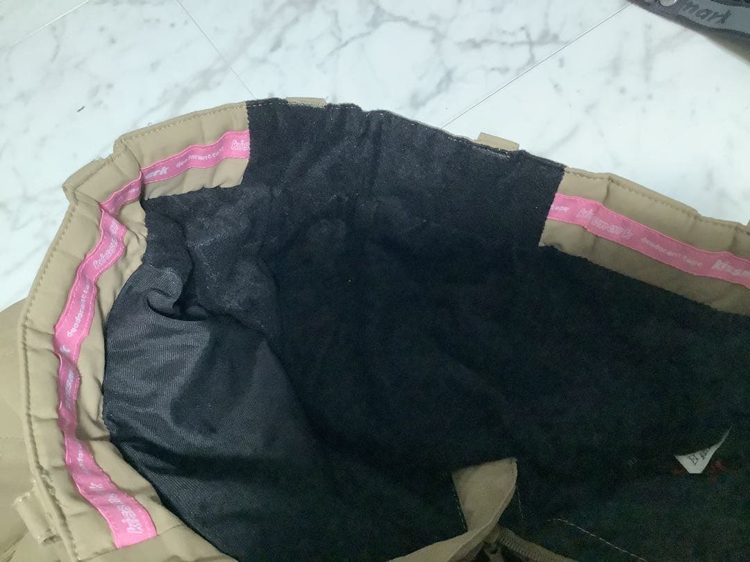 スノーボードウェアセット　キスマーク　ウェアM パンツL　レディース