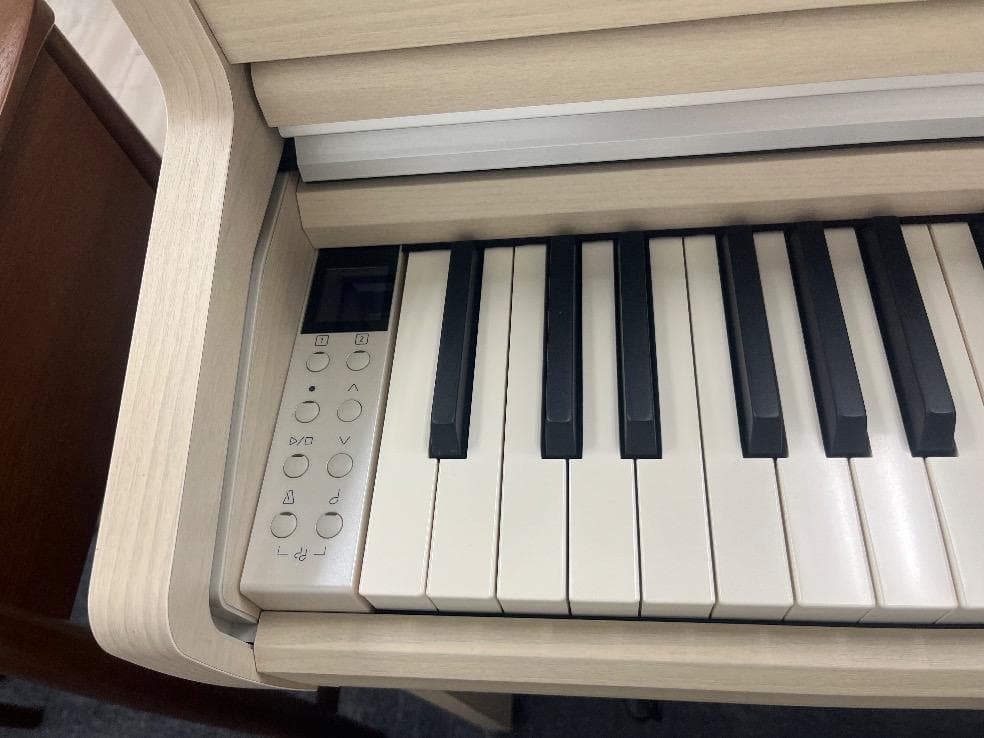 ★82326【電子ピアノ】KAWAI　CA49A　21年製