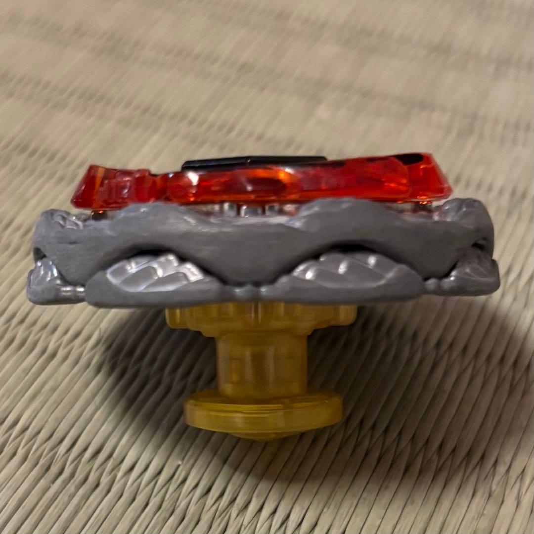 メタルファイトベイブレード　最強3個セット　改造してます