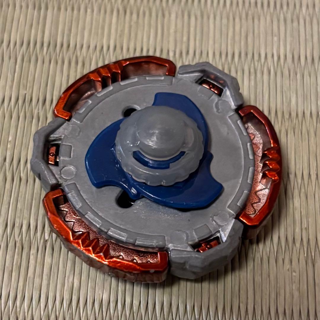 メタルファイトベイブレード　最強3個セット　改造してます