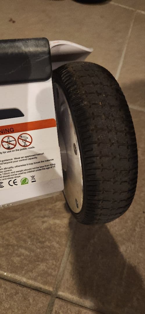 セグウェイ　 充電器付き