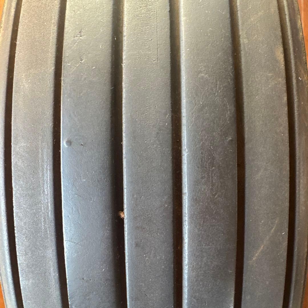 航空機マニア必見　ヘリコプタータイヤ