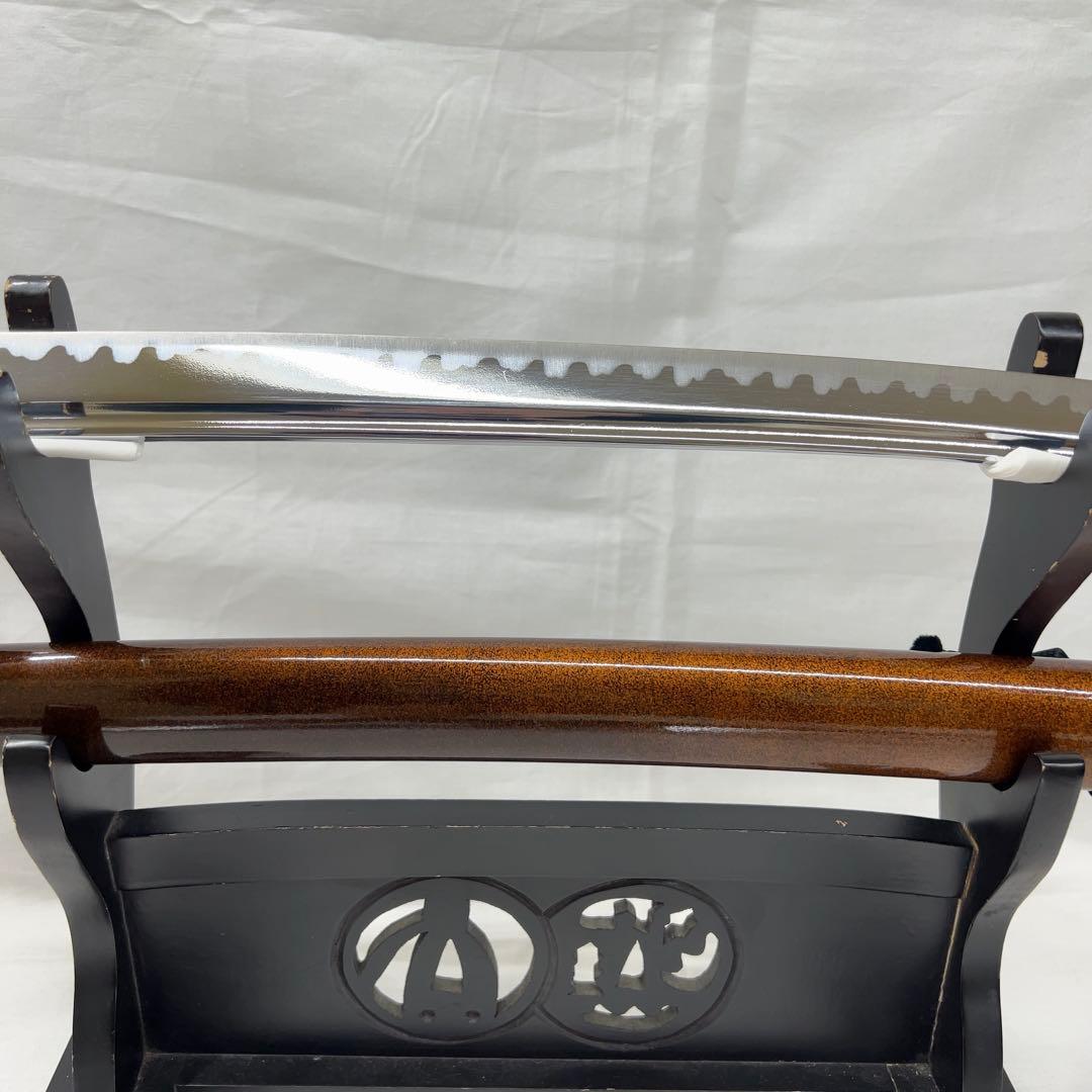 模造刀 二本差し 太刀 脇差 樋入り 龍鍔 透かし 黒鞘 直刃 刃紋 高級