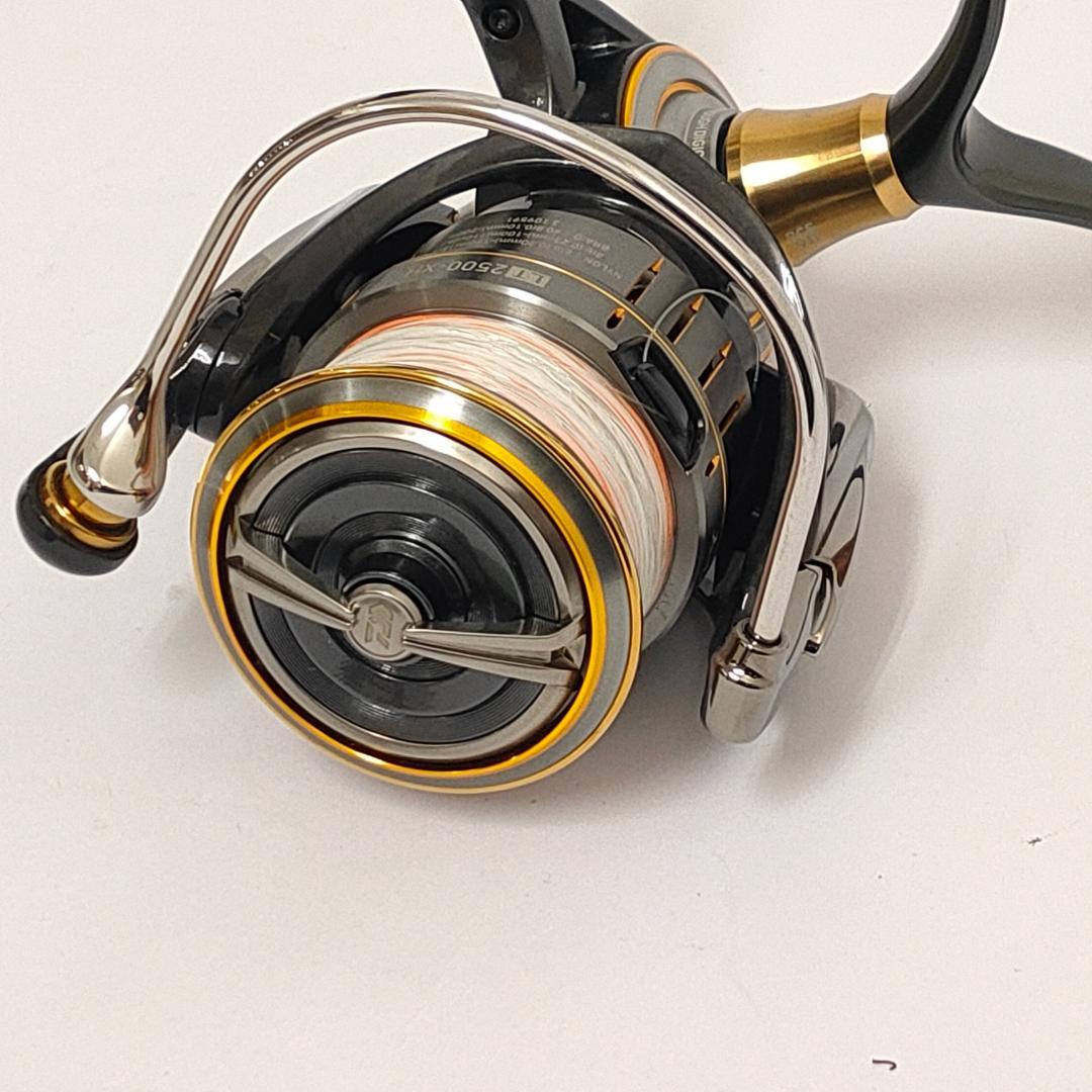 ダイワ 21ルビアスエアリティ LT2500-XH Ｗハンドル スタンド付 箱無