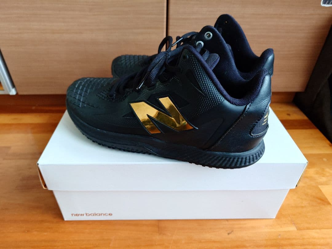 New Balance トレーニングシューズ 大谷翔平シグネイチャーモデル
