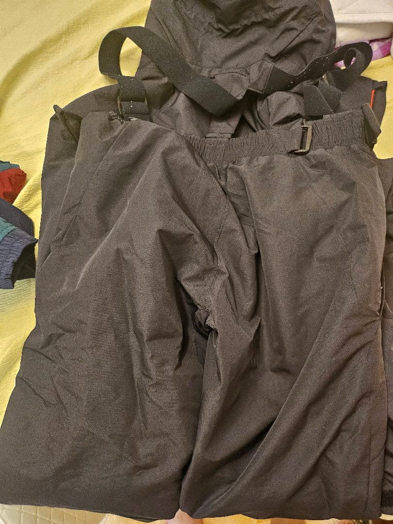 DESCENTE スキーウェア 黒/赤