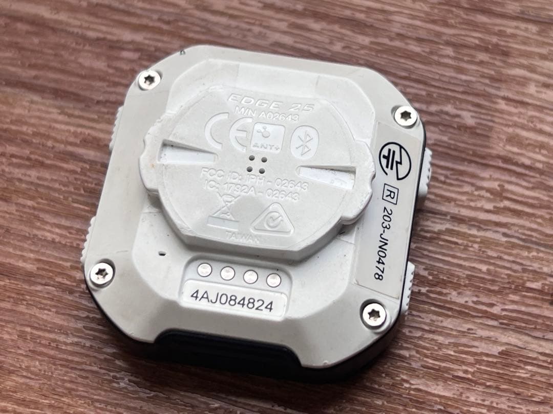 Garmin Edge 25J サイクルコンピューター 1番小さく軽いです