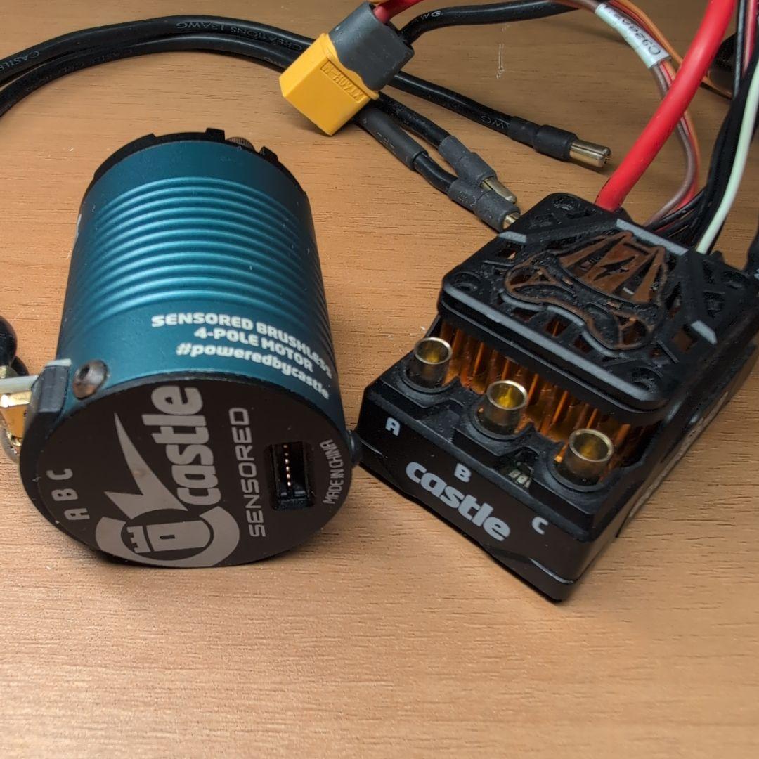 Castle Copperhead 10 1900kvセンサーブラシレスモーター