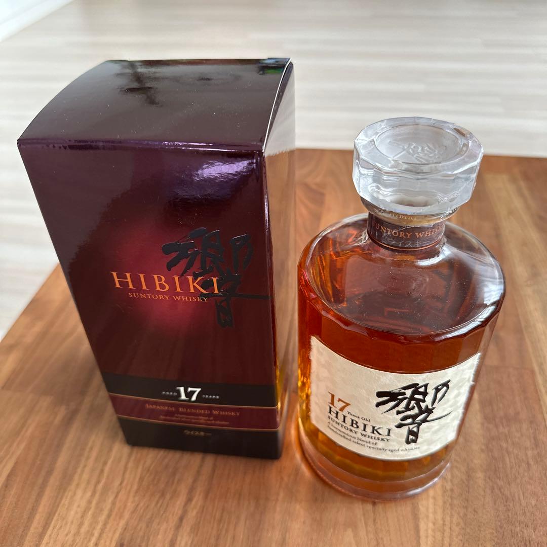 HIBIKI 17年 ウイスキー 700ml 箱入り