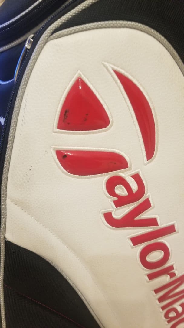 TaylorMade キャディバッグ 黒/白/赤 ゴルフボール　ボール入れセット