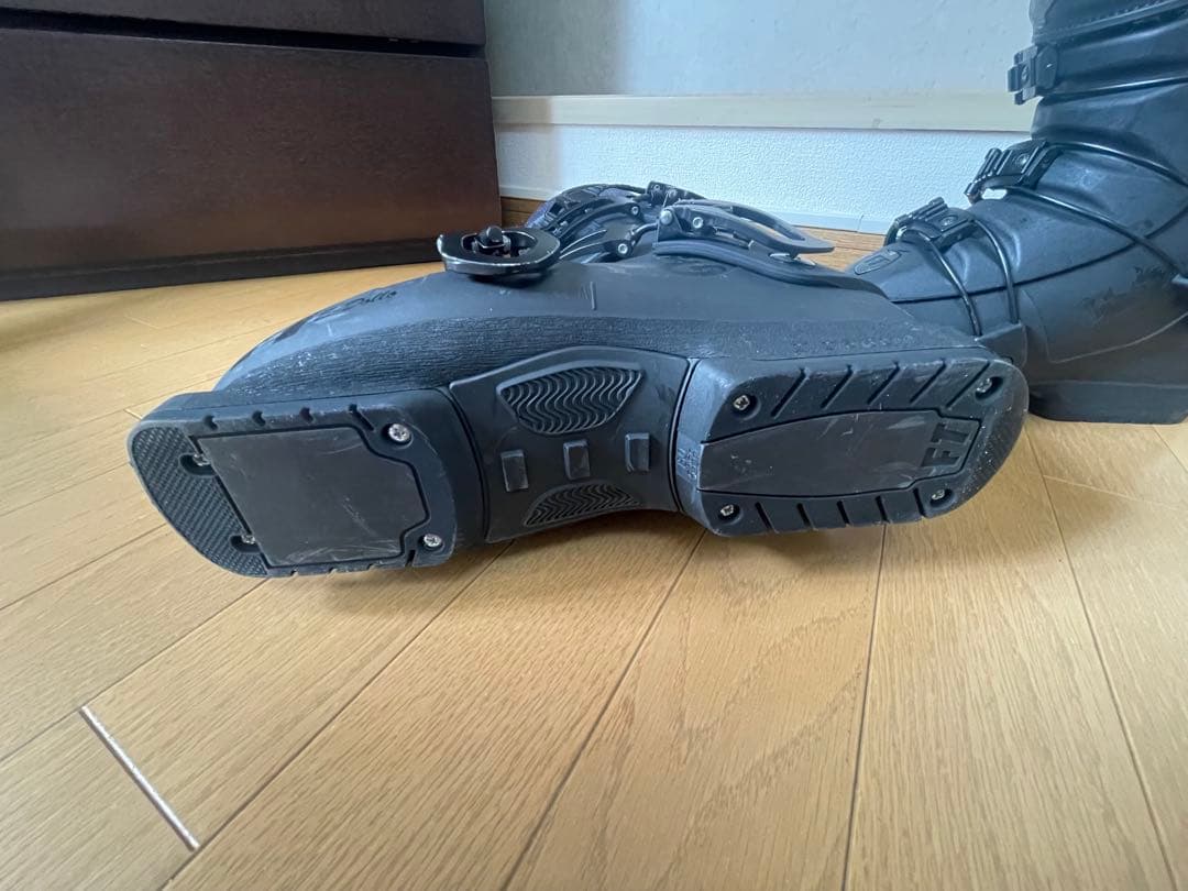 FT B&Eブラック スキーブーツ （インソール無し）