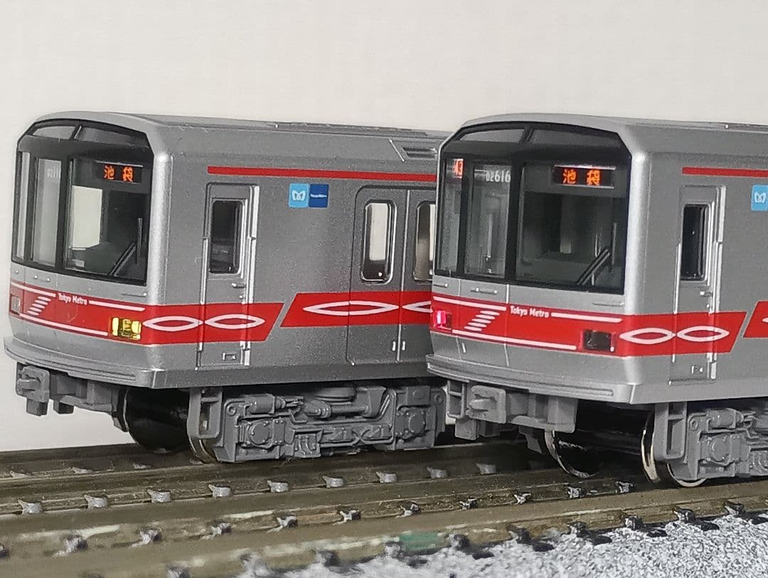 KATO 東京メトロ丸ノ内線02系(サインウエーブ) 6両(基本3両+増結3両)