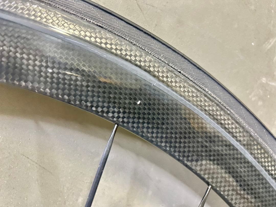 ◆台湾メーカー製の定価18万円程のカーボンホイール＆タイヤ後輪】重量1.07kg