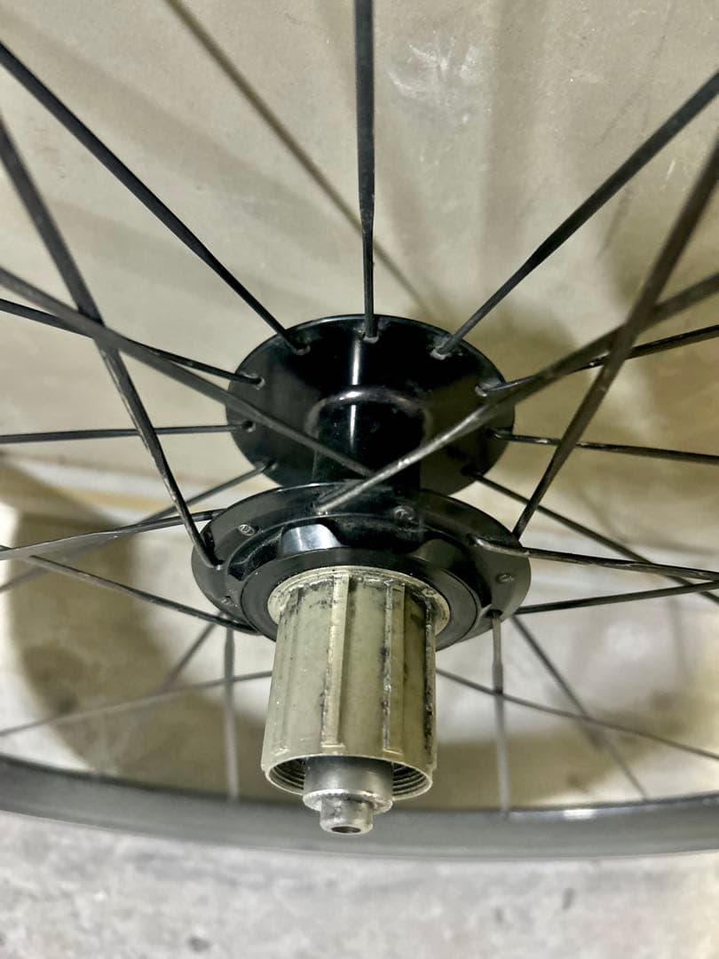 ◆台湾メーカー製の定価18万円程のカーボンホイール＆タイヤ後輪】重量1.07kg