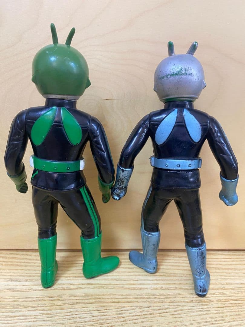 当時物　旧バンダイ社製　仮面ライダー１号＆２号　希少ソフビフィギュア２体セット