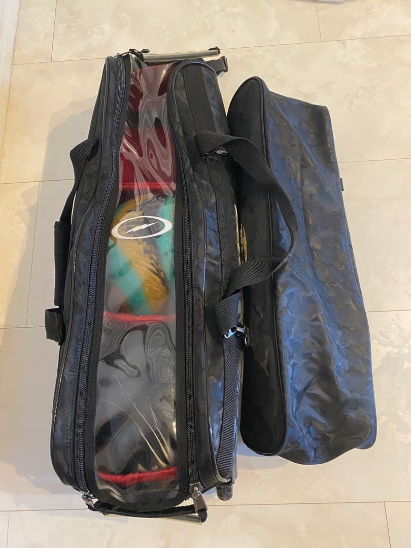 ボウリング2個とSTORM ボウリング用バッグ 3球収納