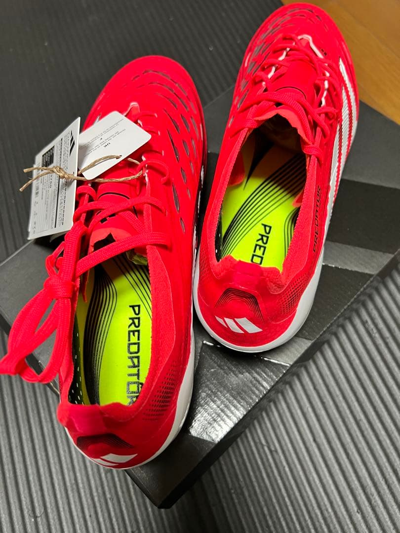 アディダス　プレデターエリート　HG/AG　27.5